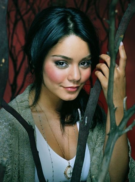 vanessa-hudgens-dot-net_modeling-random10-001.jpg