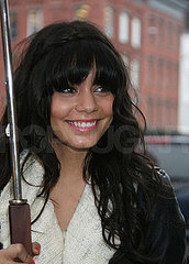 80320c1_hudgens_v_b_gr_14wtmk.larger.jpg